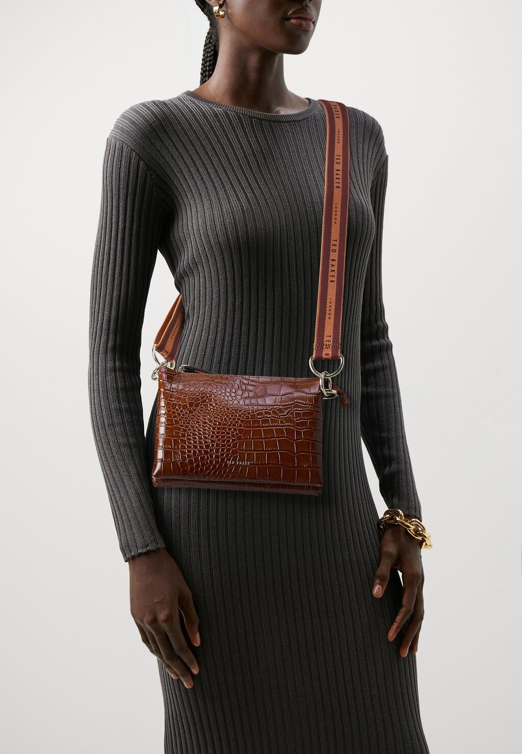 

Сумка через плечо DARALEY Ted Baker, цвет brown