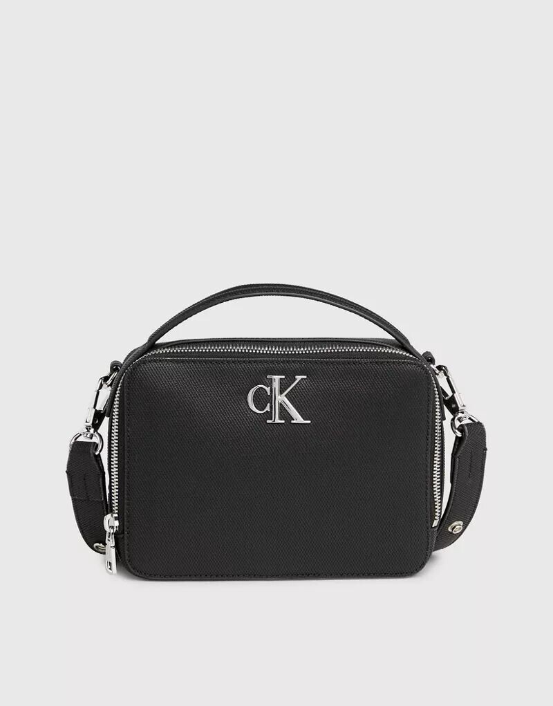 

Черная сумка через плечо Calvin Klein