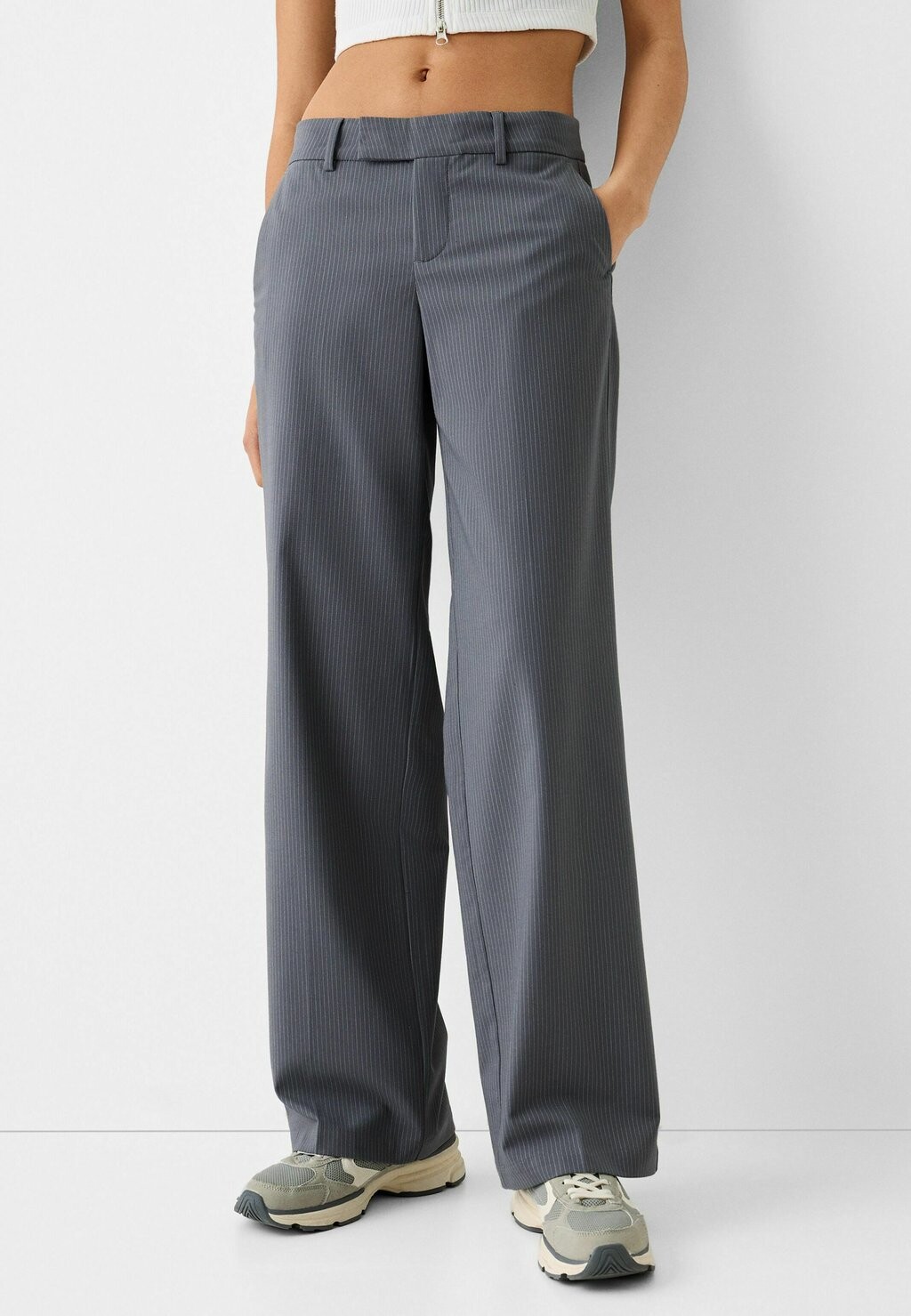 

Брюки Tailored-Fit Bershka, цвет mottled dark grey