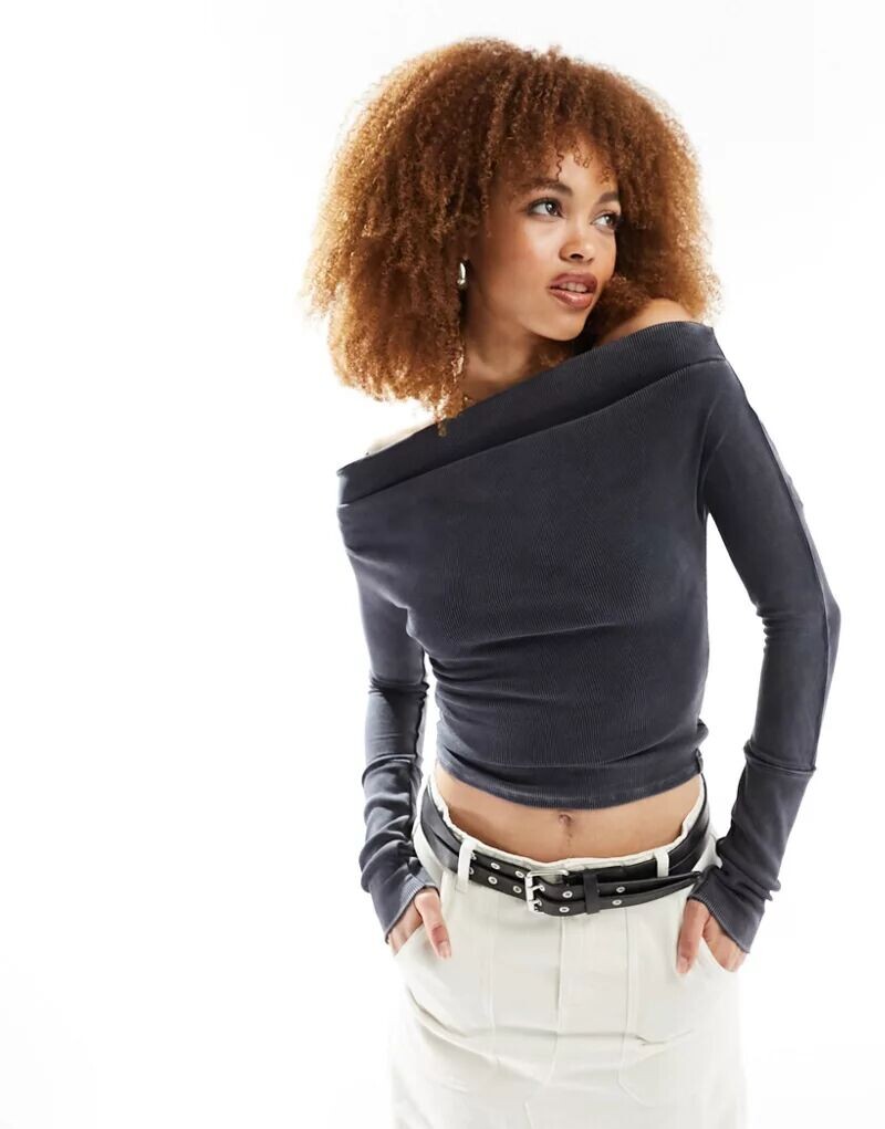 

Черный топ в рубчик с открытыми плечами Free People