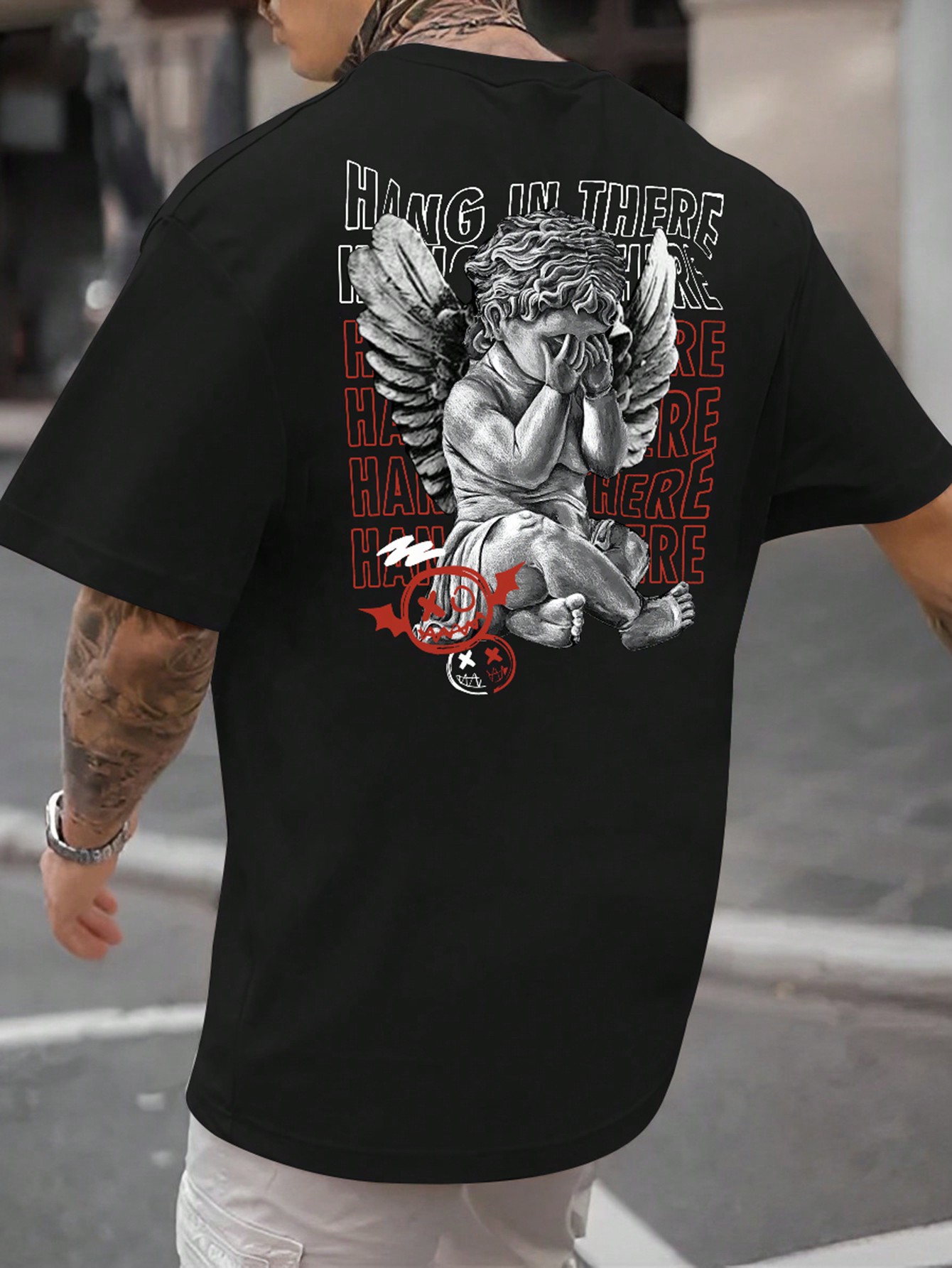 Мужская футболка больших размеров Manfinity EMRG с принтом ангела и слоганом, черный