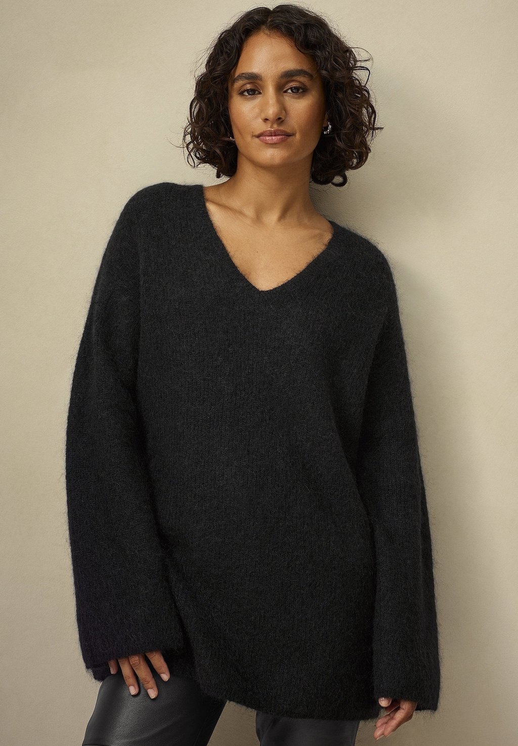 Вязаный свитер DREAMY Ellos Collection, цвет schwarz