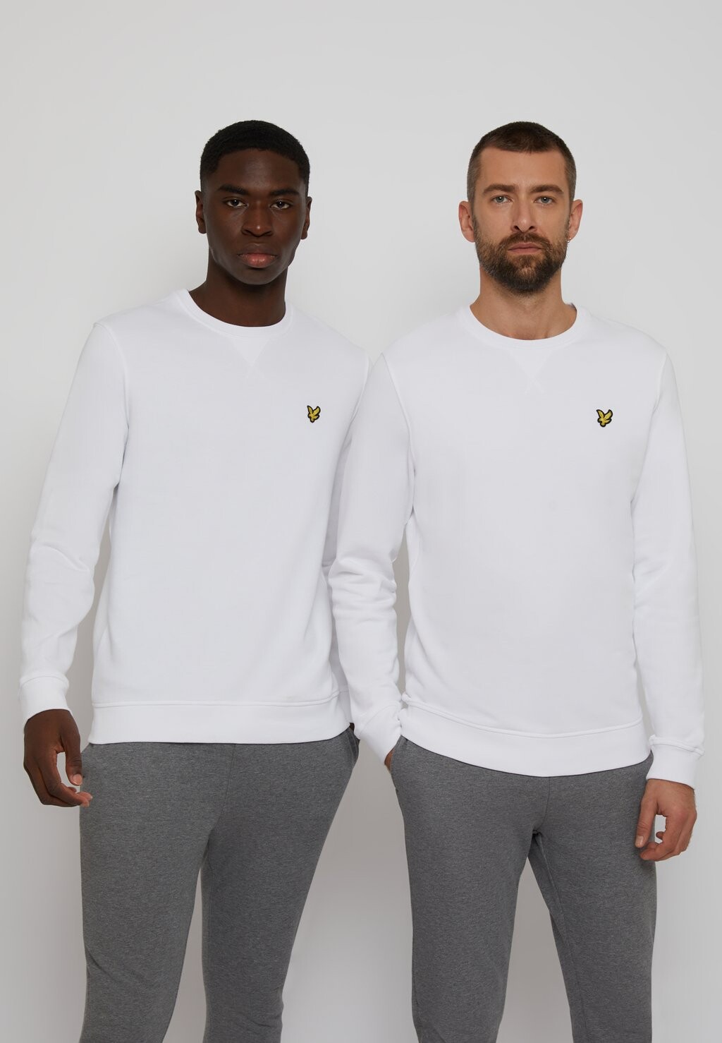 цена Толстовка CREW NECK Lyle & Scott, белый