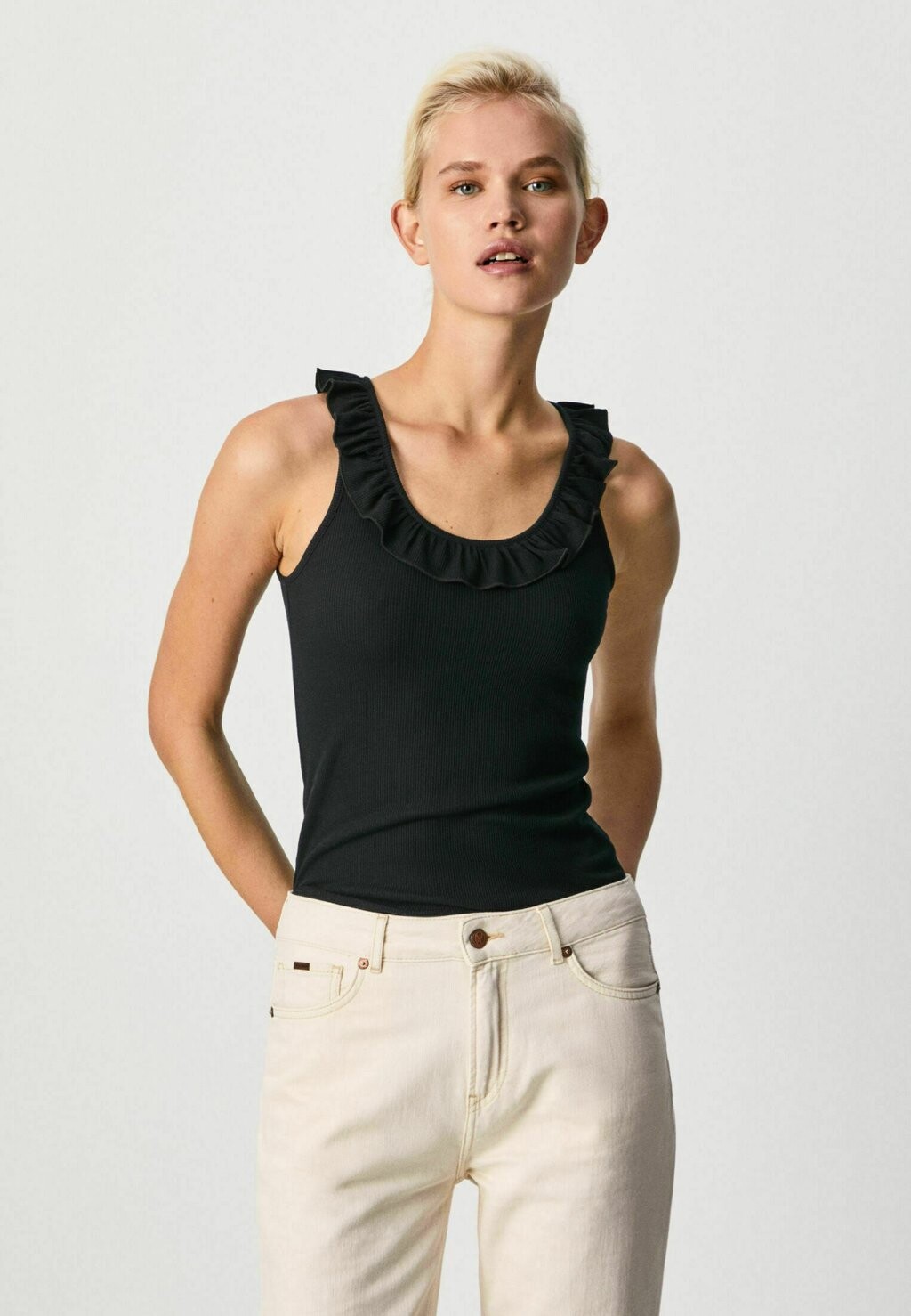 

Топ Pepe Jeans, черный