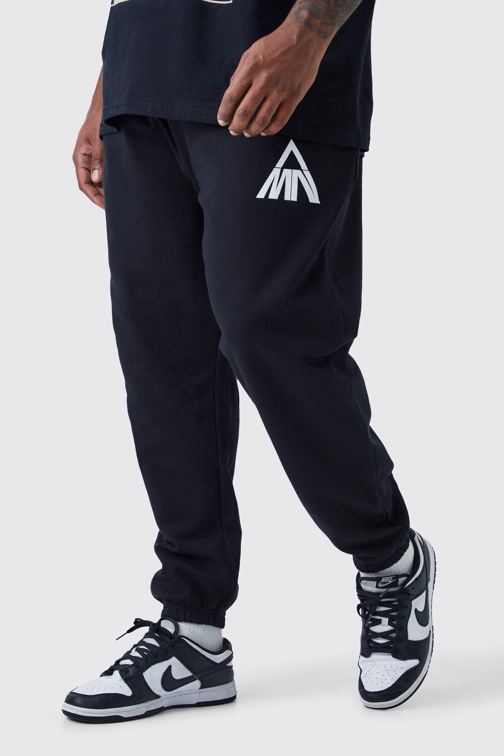 

Фирменные джоггеры plus core fit man Boohoo, черный