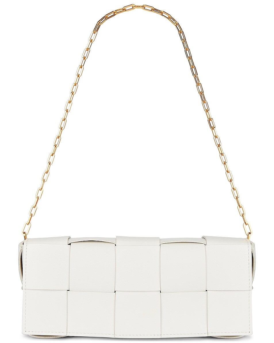

Сумка мини Bottega Veneta uette Pochette Chain, цвет White & Gold