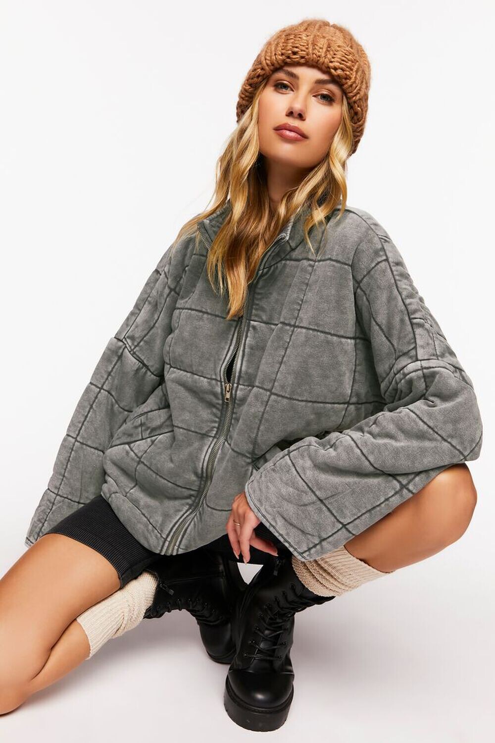 

Стеганая куртка на молнии Forever 21, серый