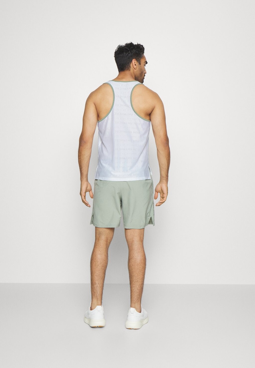 

Майка Under Armour