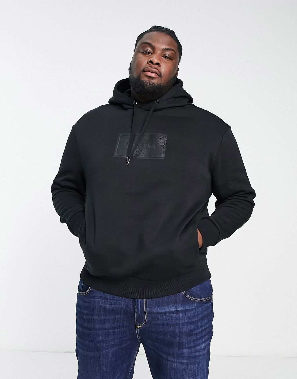 

Черный комфортный худи с текстурированным логотипом Calvin Klein Big & Tall
