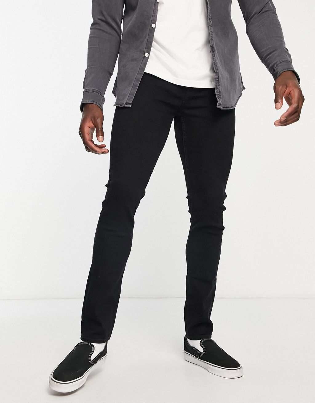 

Черные джинсы скинни AllSaints
