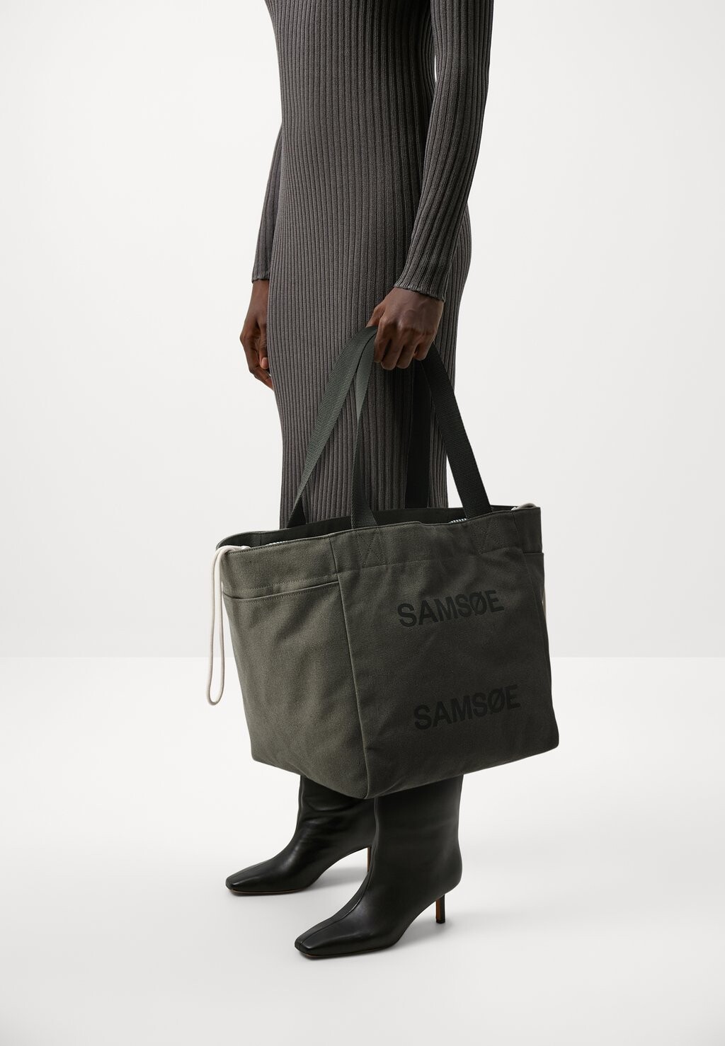 

Сумка SALANITA Samsøe Samsøe, цвет dusty olive