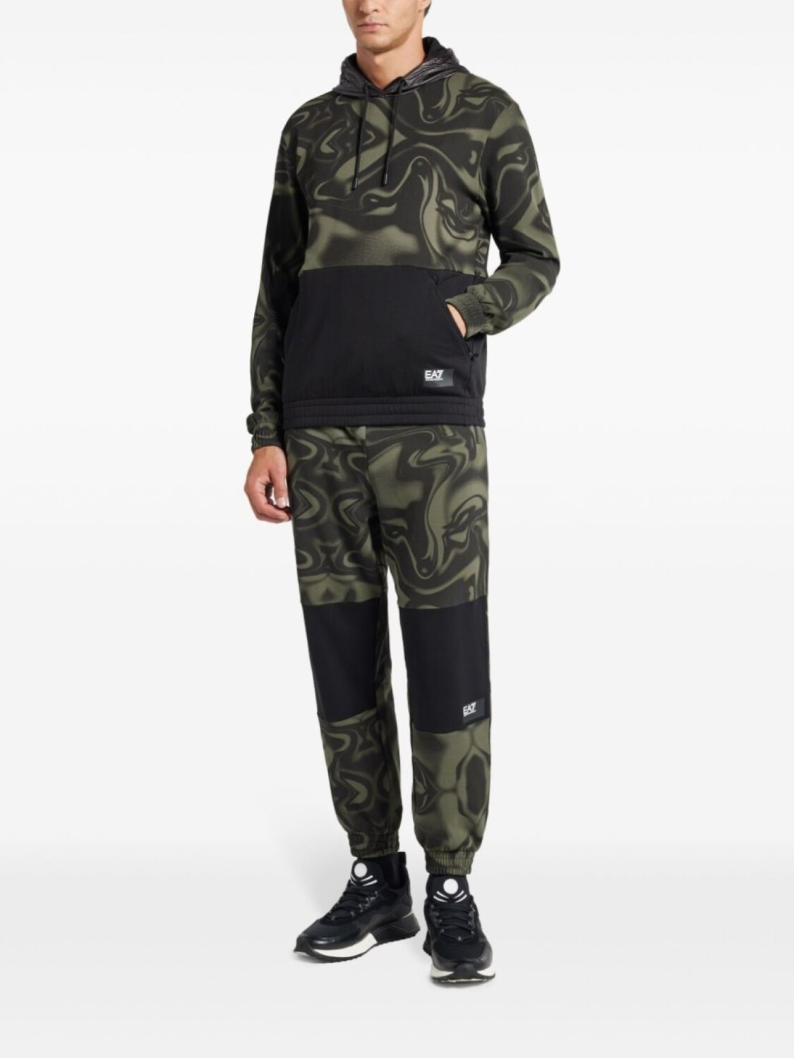 

Спортивные брюки с графическим принтом Ea7 Emporio Armani, зеленый