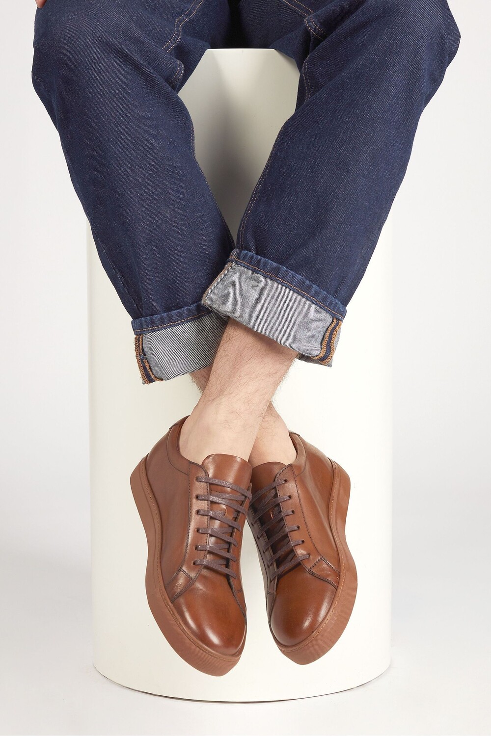 

Кроссовки Sutton Jones Bootmaker