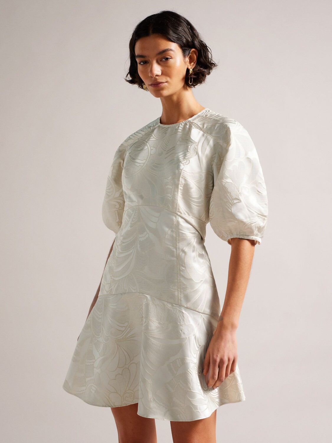 

Жаккардовое платье Ted Baker Alannah, бежевое