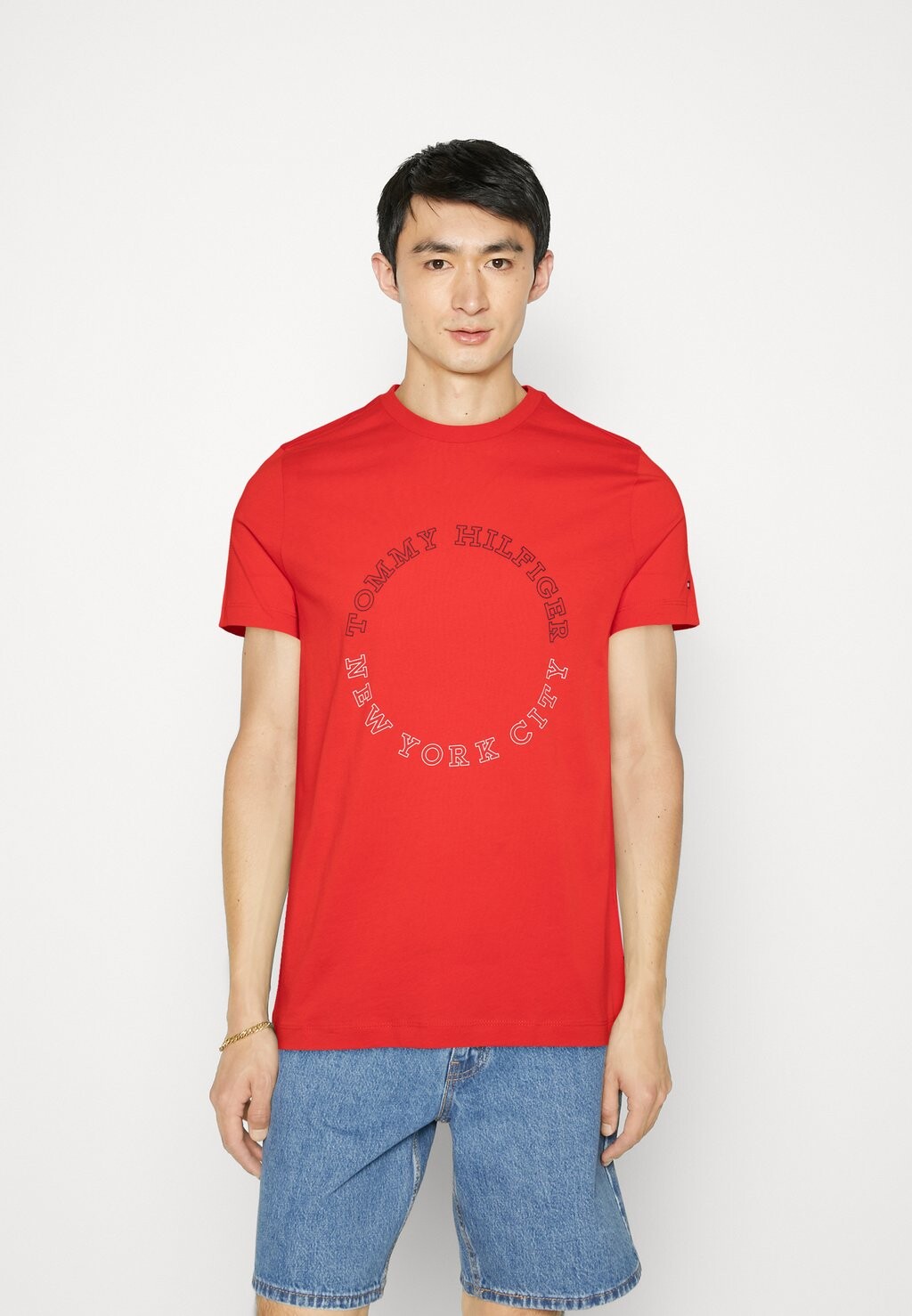 

Футболка с принтом MONOTYPE ROUNDLE TEE Tommy Hilfiger, фейерверк