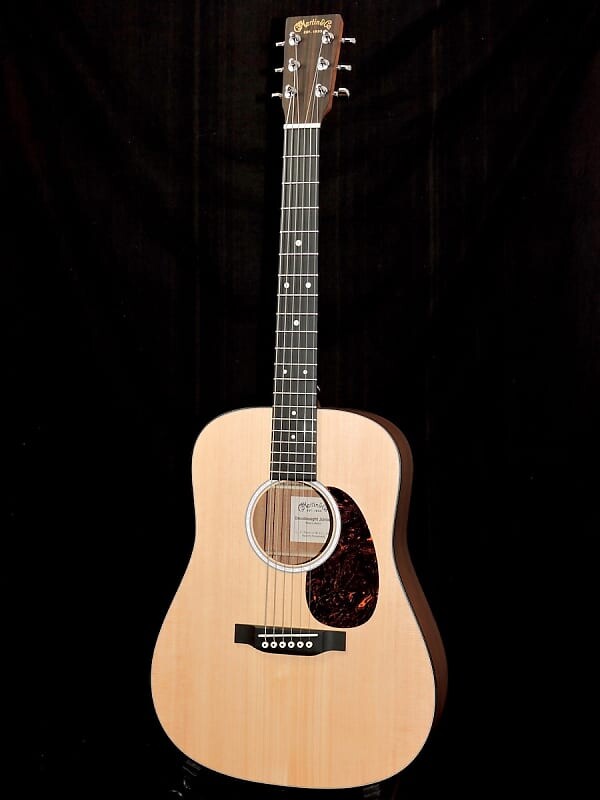 

Акустическая гитара Martin DJR-10 Acoustic Mini Dreadnought Guitar with Gig Bag