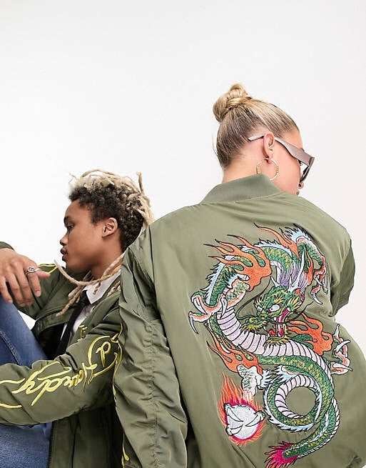 

Свободный бомбер унисекс цвета хаки Ed Hardy с вышивкой на спине