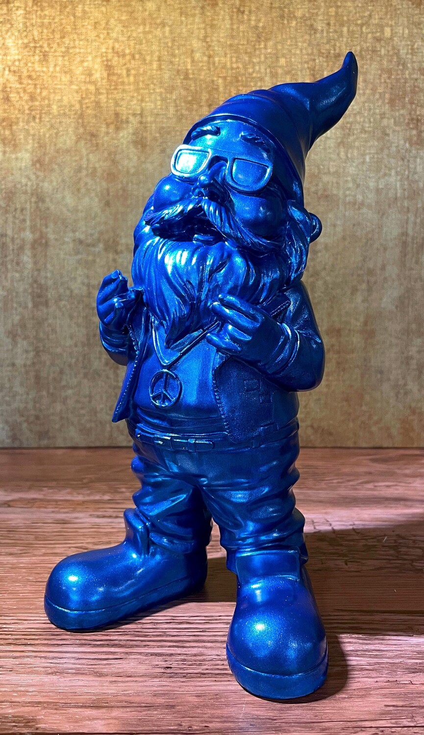 

Качалка Garden gnome с цепочкой, Glitter Blue Edition, синяя с эффектом блесток, расписанная вручную, устойчивая к атмосферным воздействиям, из высококачественной синтетической смолы.