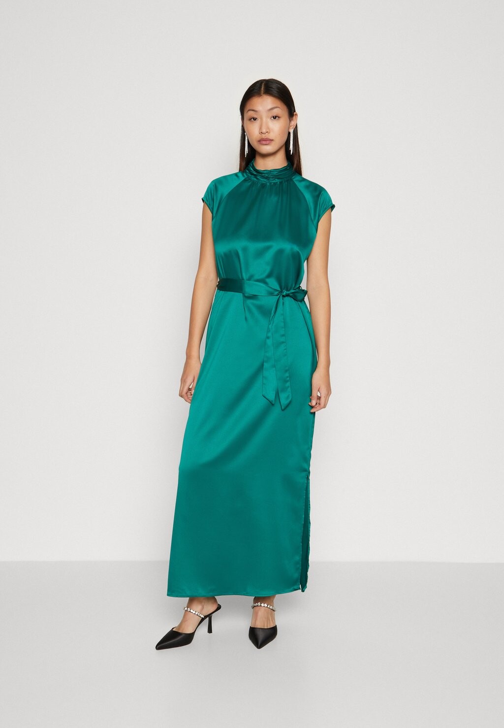 

Вечернее платье Vmmerle Pleat Ankle Dress Vero Moda, цвет alpine green