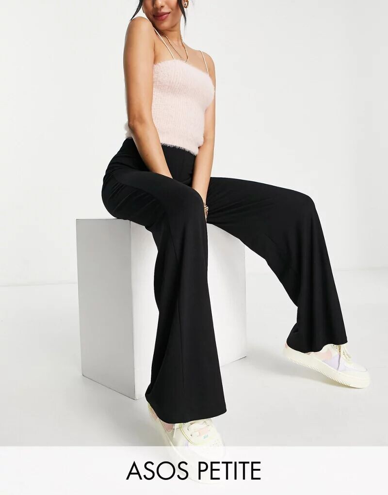 

Черные базовые широкие брюки из джерси ASOS DESIGN Petite