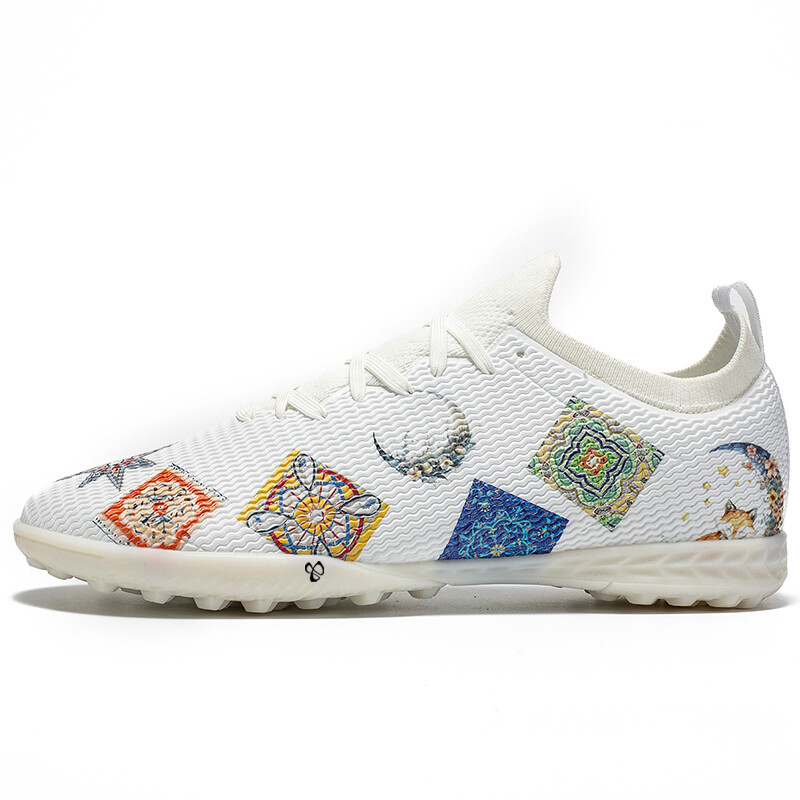 

Футбольные бутсы унисекс с низким верхом Caritesport, цвет White - spikes