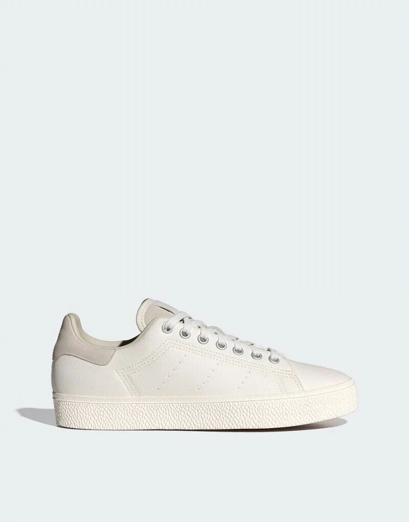 

Белые кроссовки adidas Stan Smith CS adidas Originals