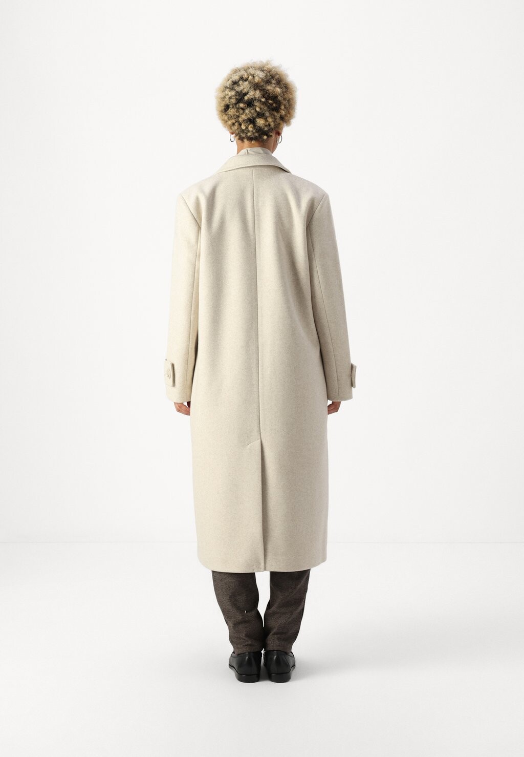 

Классическое пальто ONLAUGUSTA LONG COAT ONLY Petite, серый