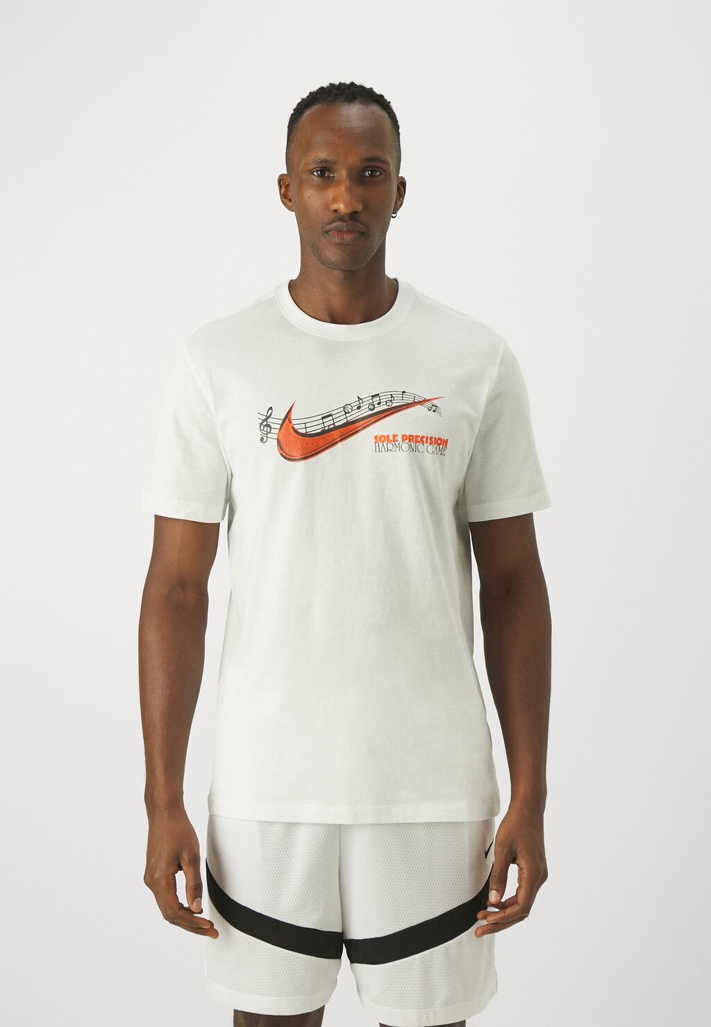 

Футболка с принтом Tee Nike, цвет summit white