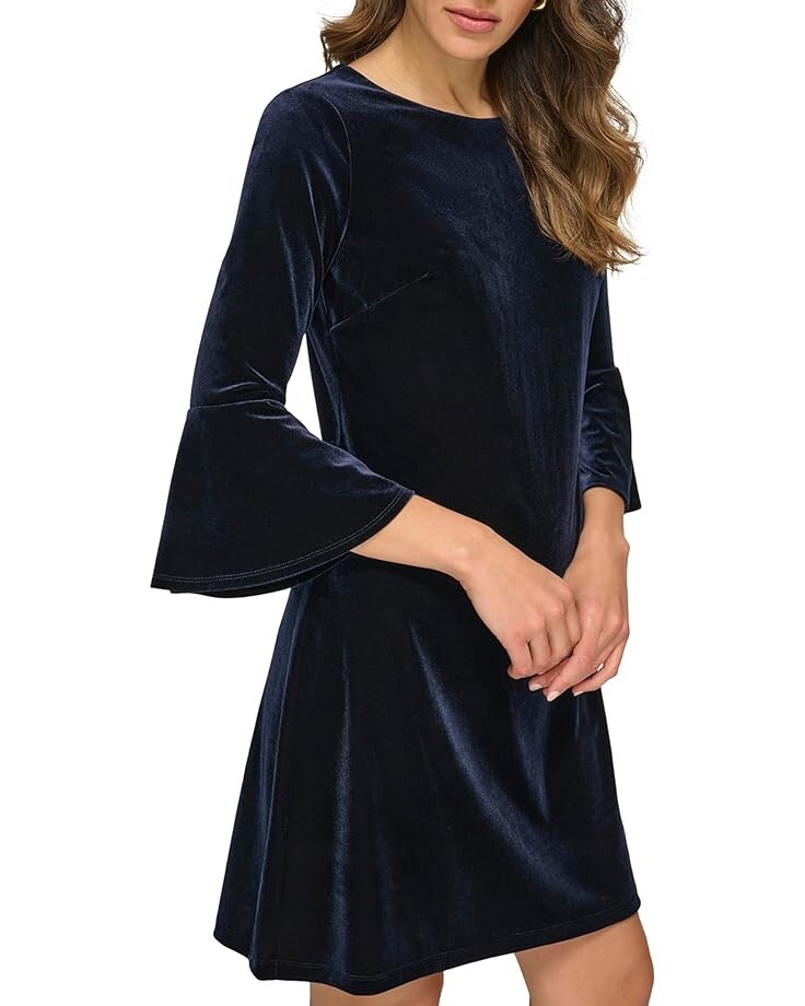 

Платье Tommy Hilfiger Velvet Bell Sleeve Shift, цвет Magnificent Navy