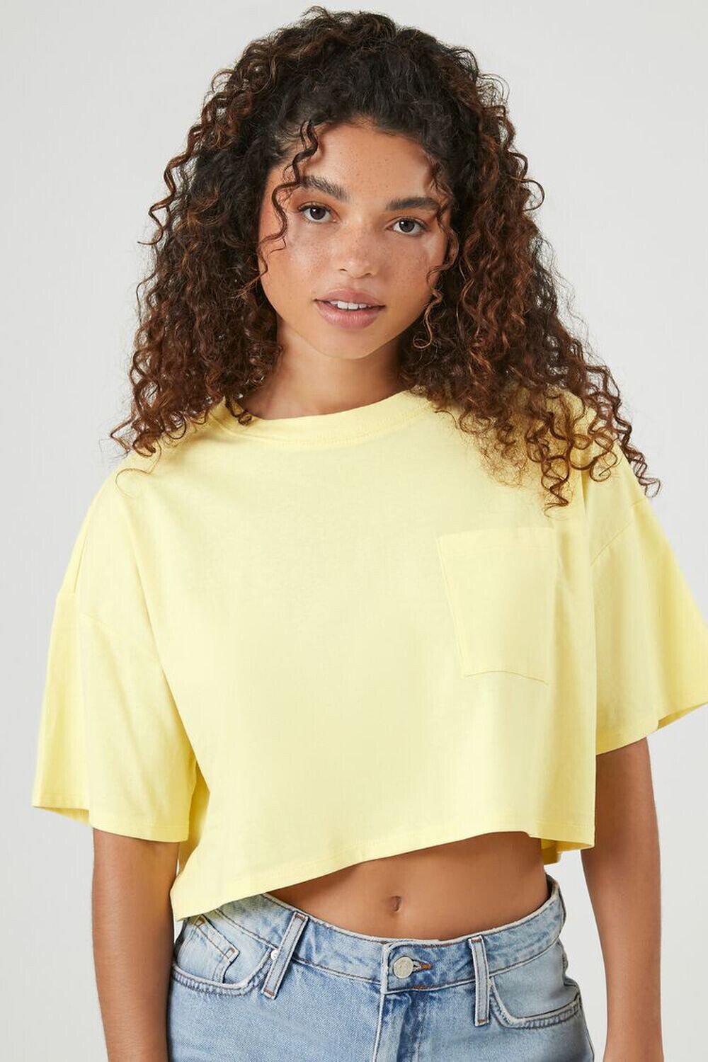 

Укороченная хлопковая футболка с круглым вырезом Forever 21, желтый