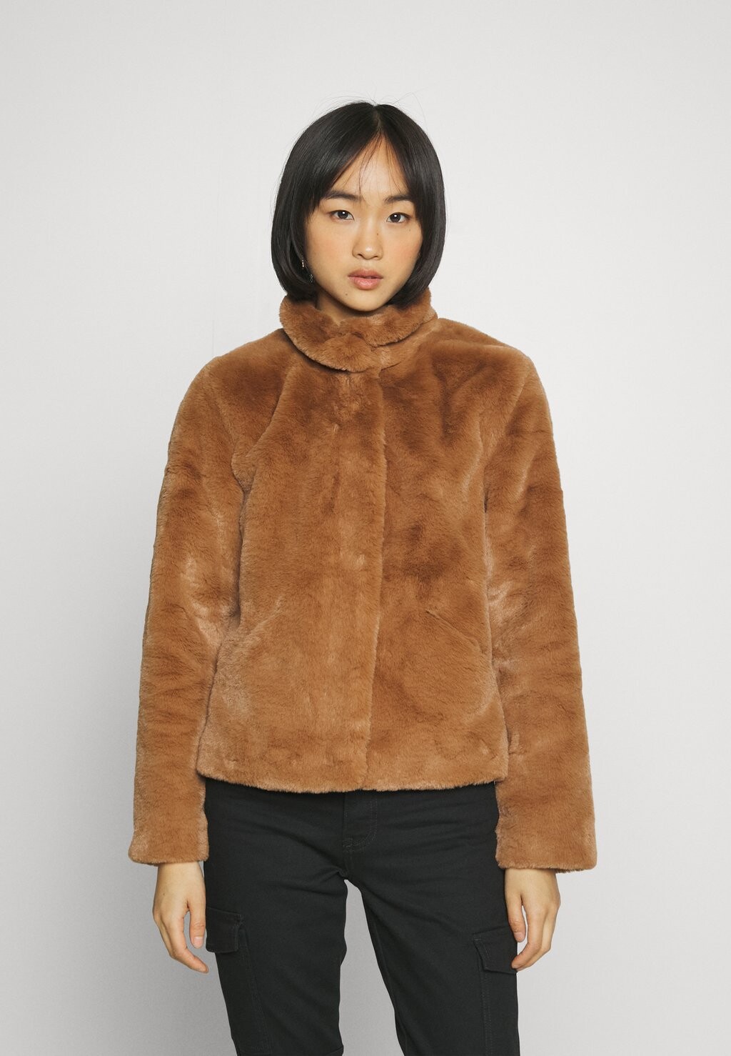 

Куртка ONLY Petite ONLVIDA JACKET, цвет argan oil