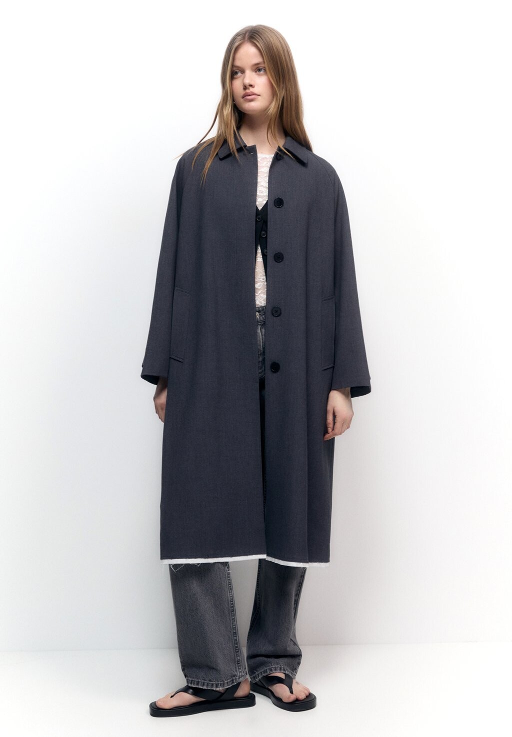 

Классическое пальто OVERSIZE PULL&BEAR, цвет grey
