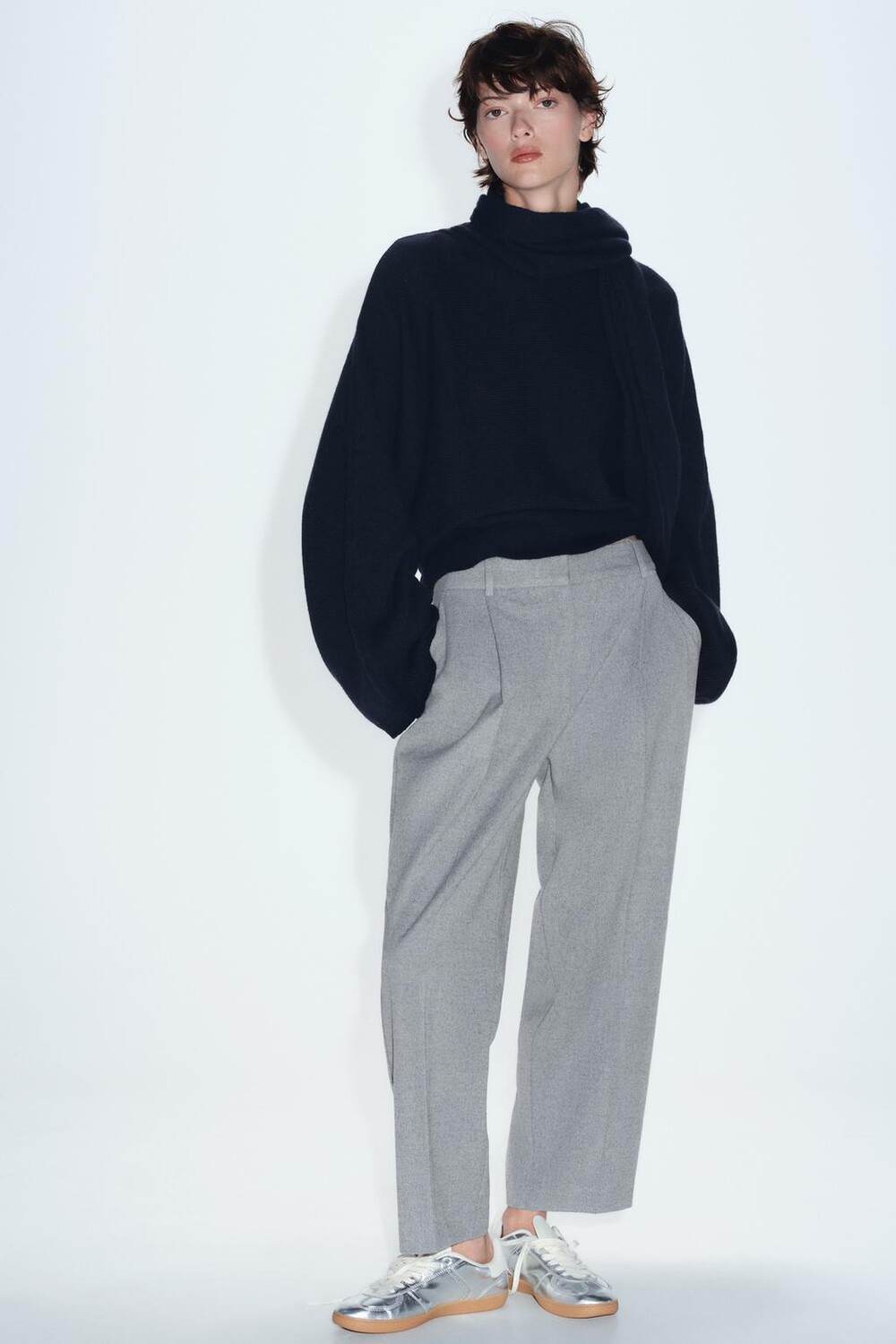 

Прямые брюки с вышивками ZARA, светло-серый