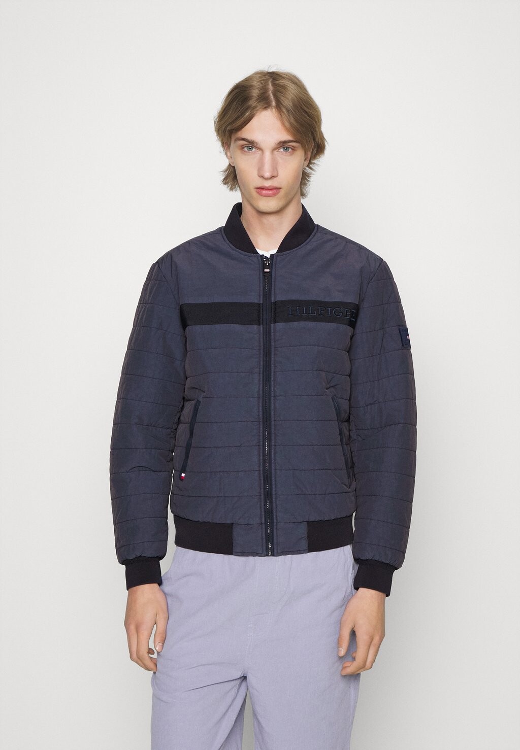 

Куртка-бомбер Tommy Hilfiger
