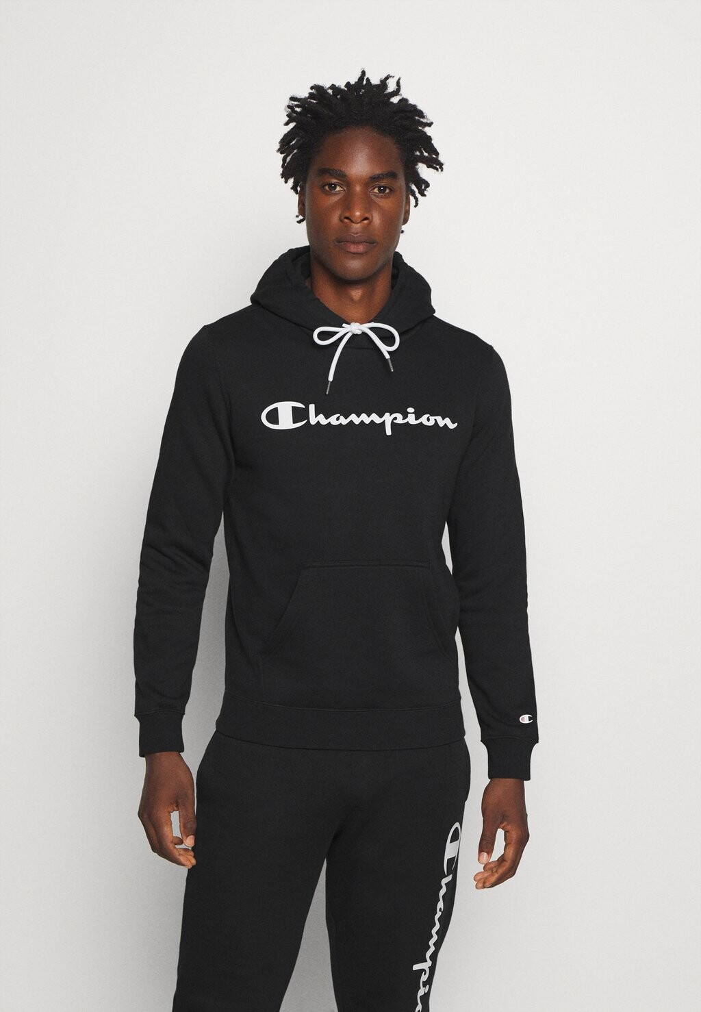 

Худи Champion, черный
