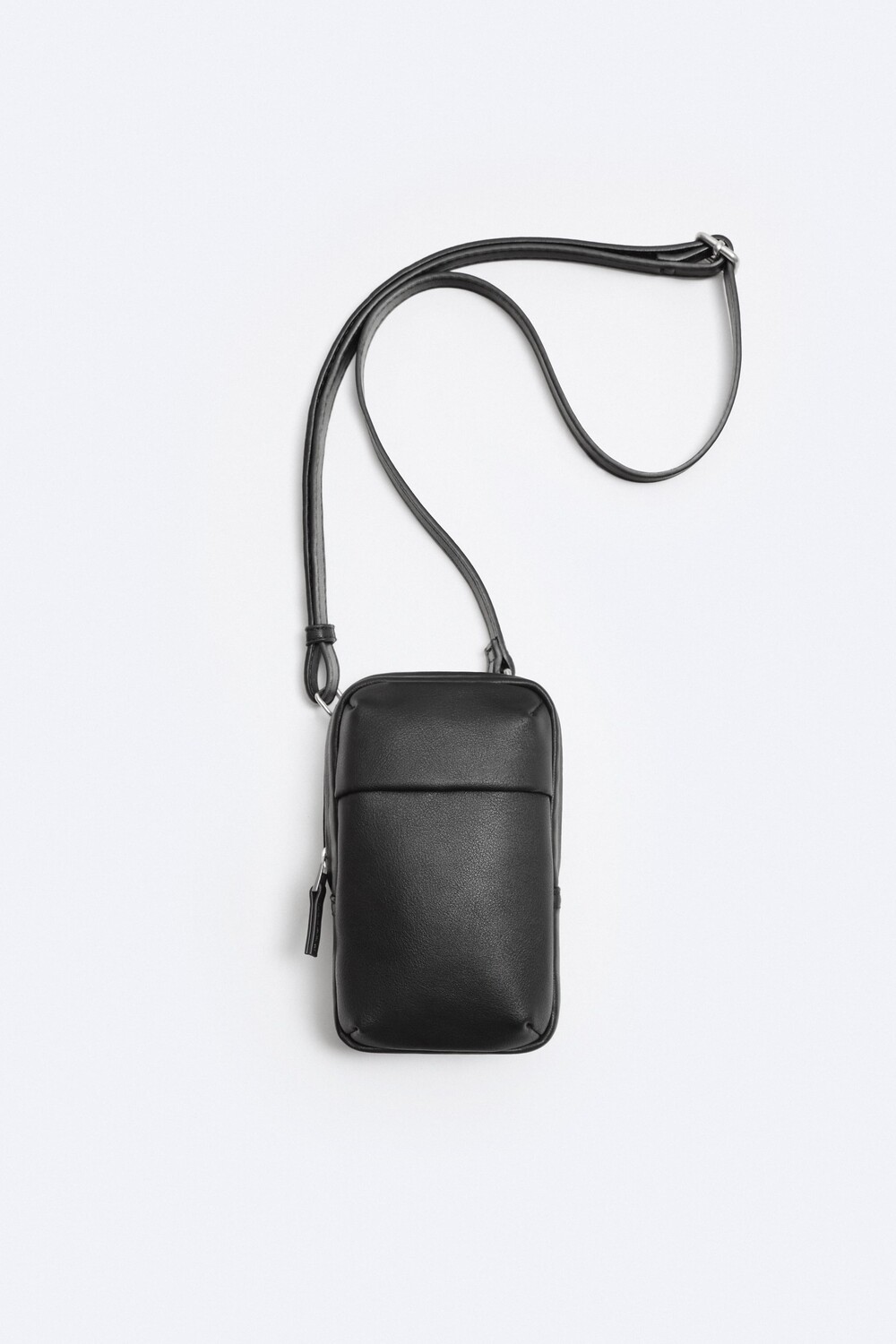 

Мини-сумка через плечо с клапаном Zara, черный