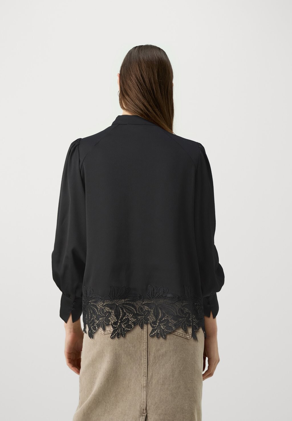 

Блуза ACACIA KATARA BLOUSE Bruuns Bazaar, черный