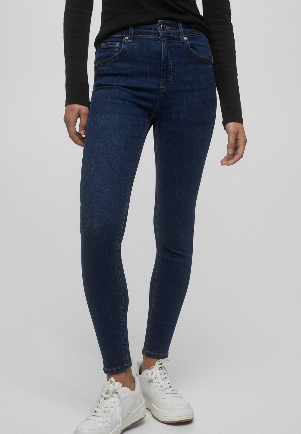 

Джинсы Skinny Fit PULL&BEAR, темно-синий