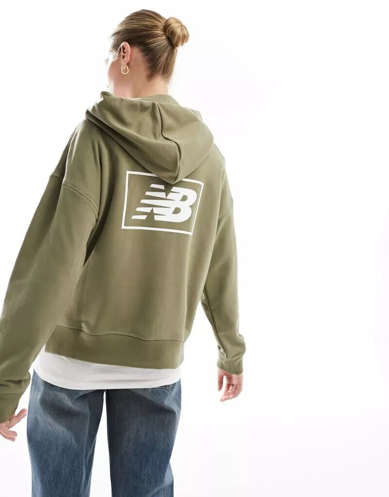 

Зеленая летняя толстовка New Balance Essentials