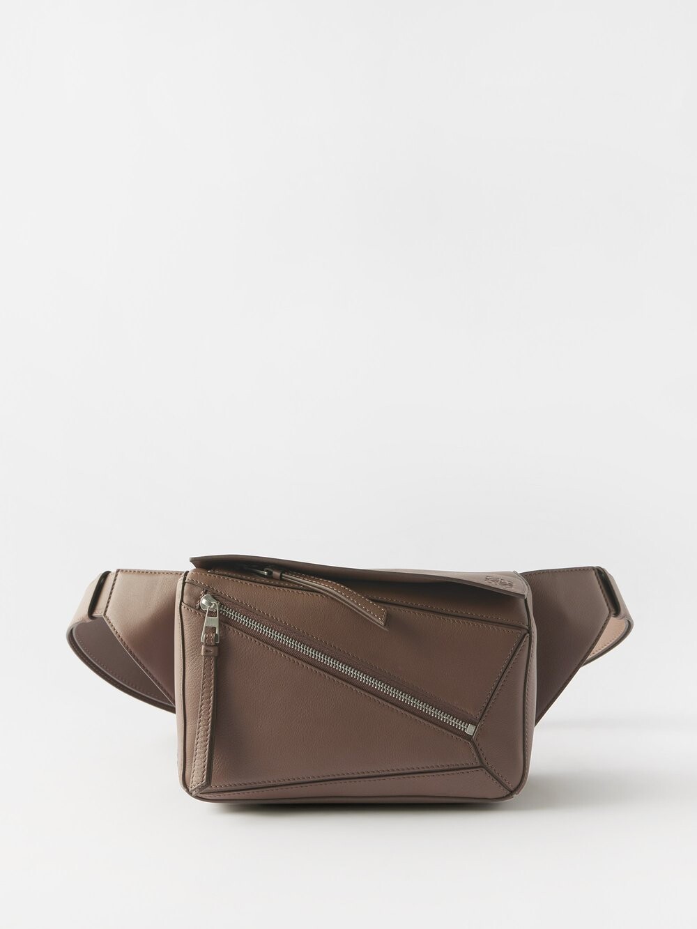 

Маленькая кожаная поясная сумка puzzle LOEWE, коричневый