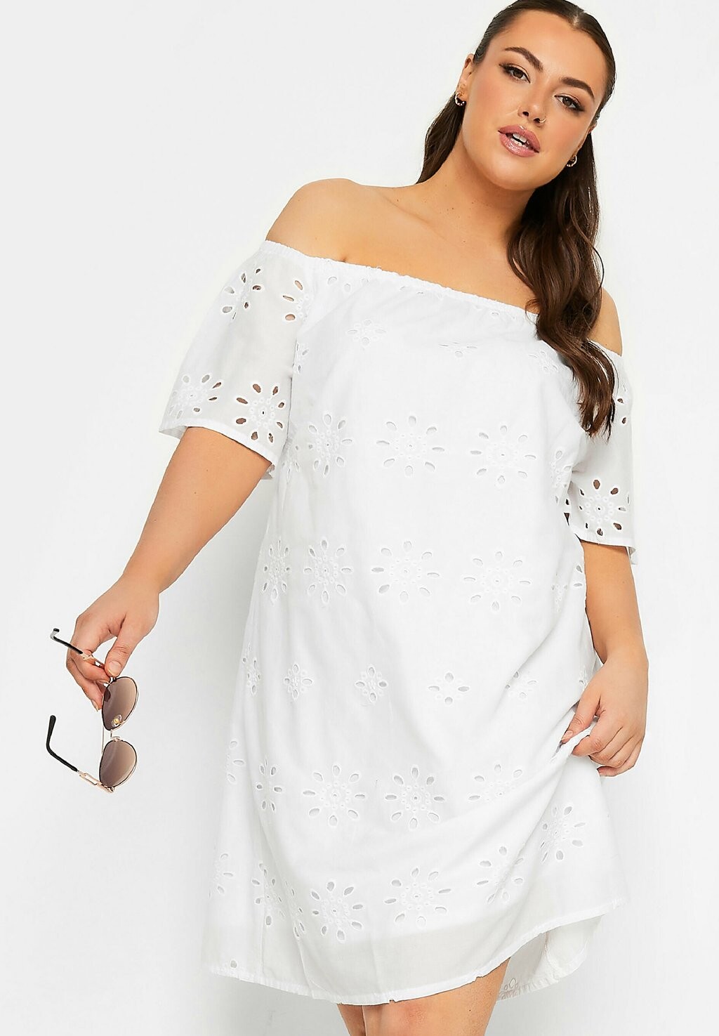 

Летнее платье Yours Clothing, белый
