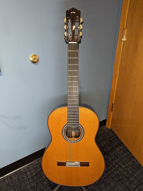 

Акустическая гитара Cordoba C10 Cedar/Indian Rosewood Classical Guitar