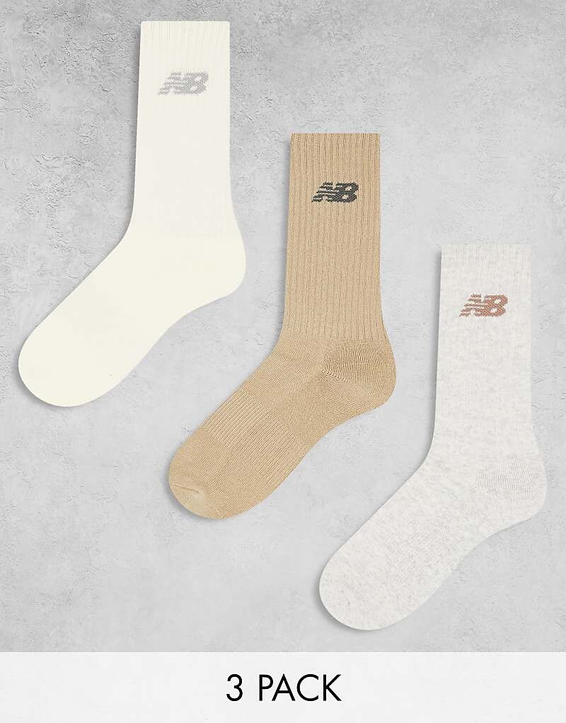 

Три пары носков с нейтральным логотипом New Balance