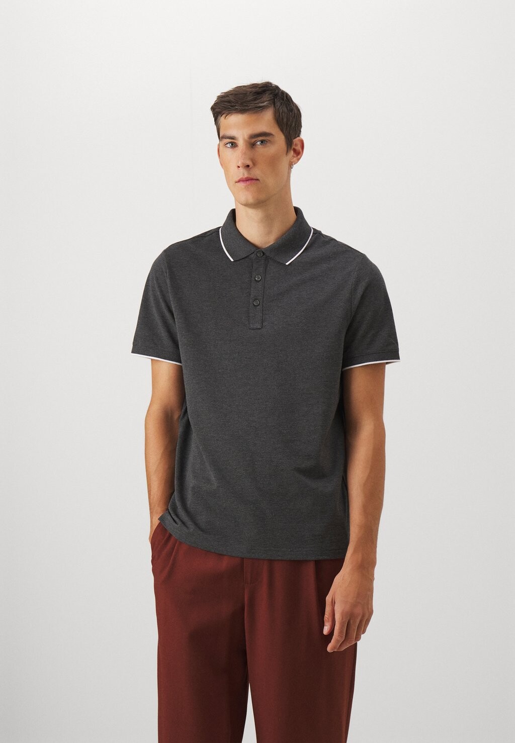 

Polo Sustainable Michael Kors, цвет charcoal mel
