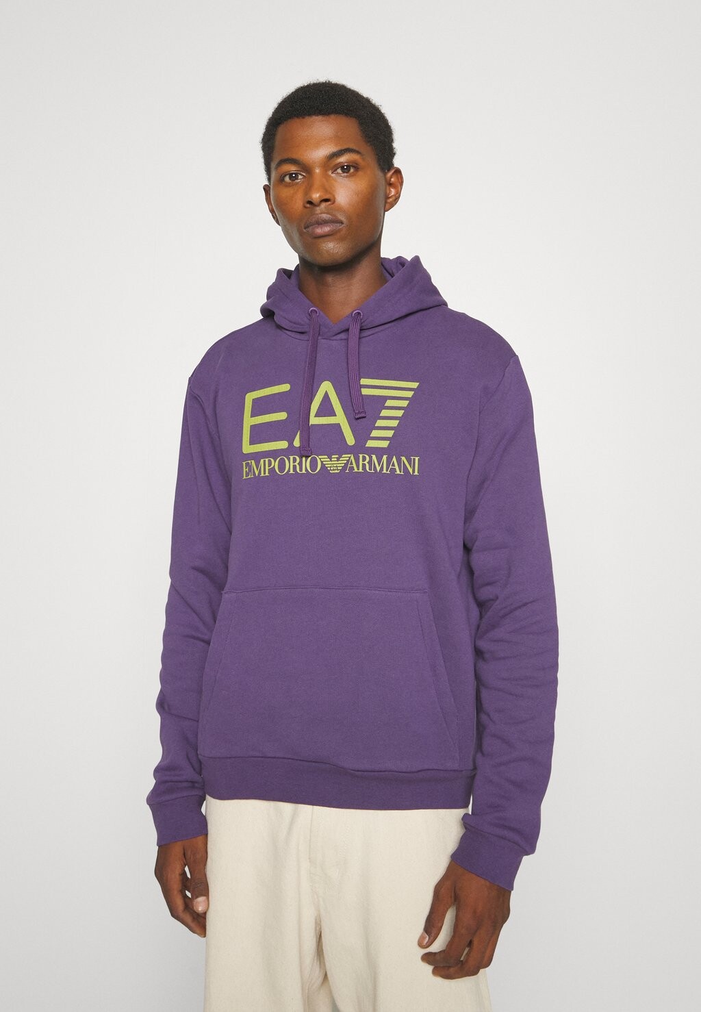 

Толстовка EA7 Emporio Armani, фиолетовый