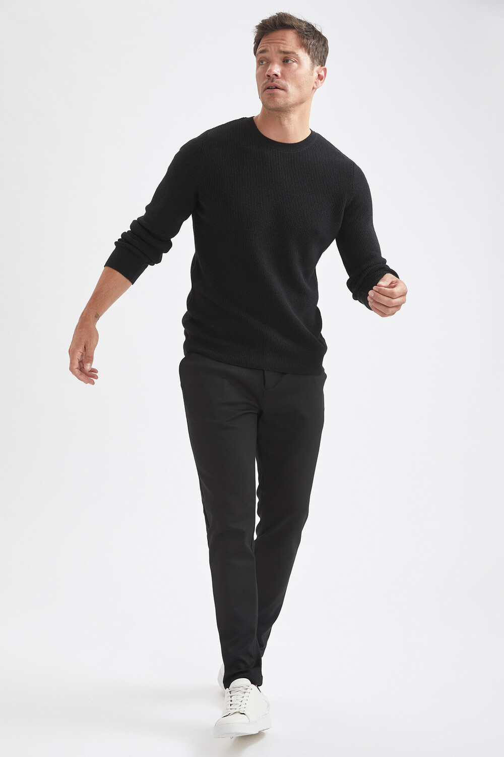 

Пуловер DeFacto Strick REGULAR FIT, черный