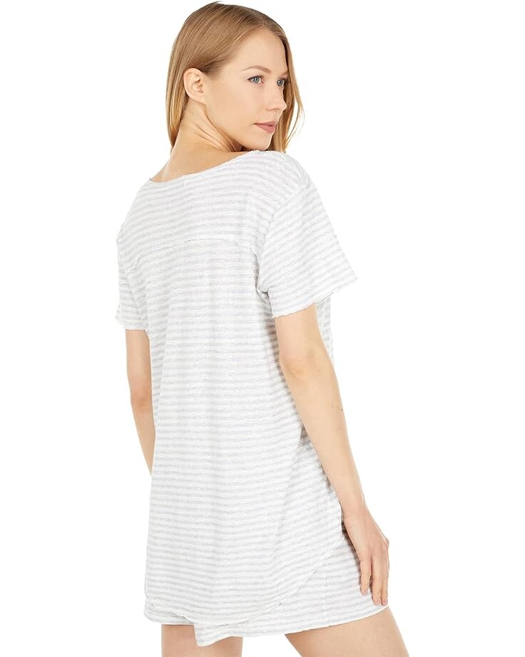 

Футболка Mod-o-doc Cotton Linen Stripe Short Sleeve Raw Edge V-Neck Tee, серый/белый