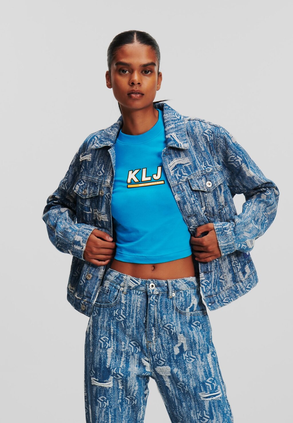 

Джинсовая куртка Karl Lagerfeld Jeans REGULAR, цвет dstr jacquard blue
