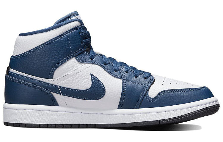

Кроссовки женские баскетбольные Jordan Air Jordan 1 Vintage, синий / черный