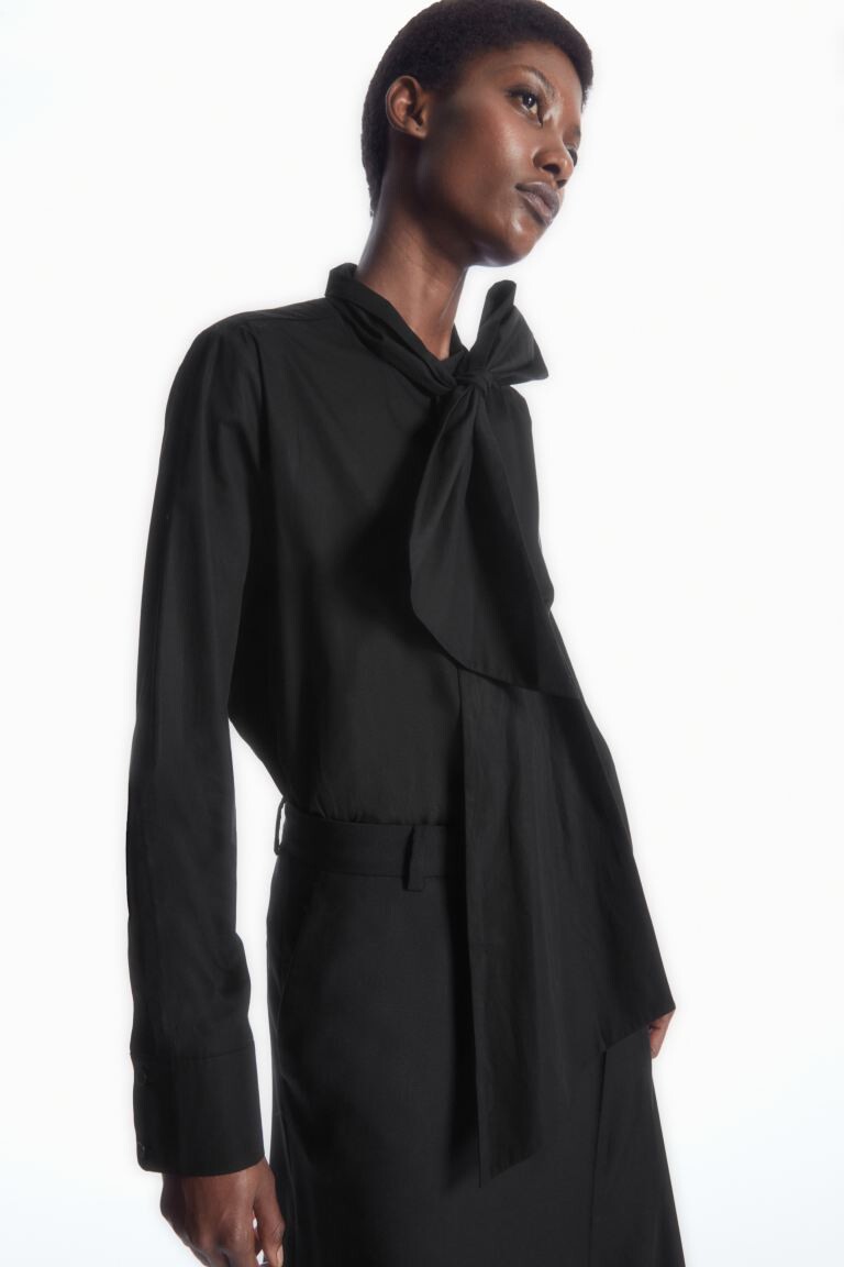 

Блузка с большим бантом H&M, черный